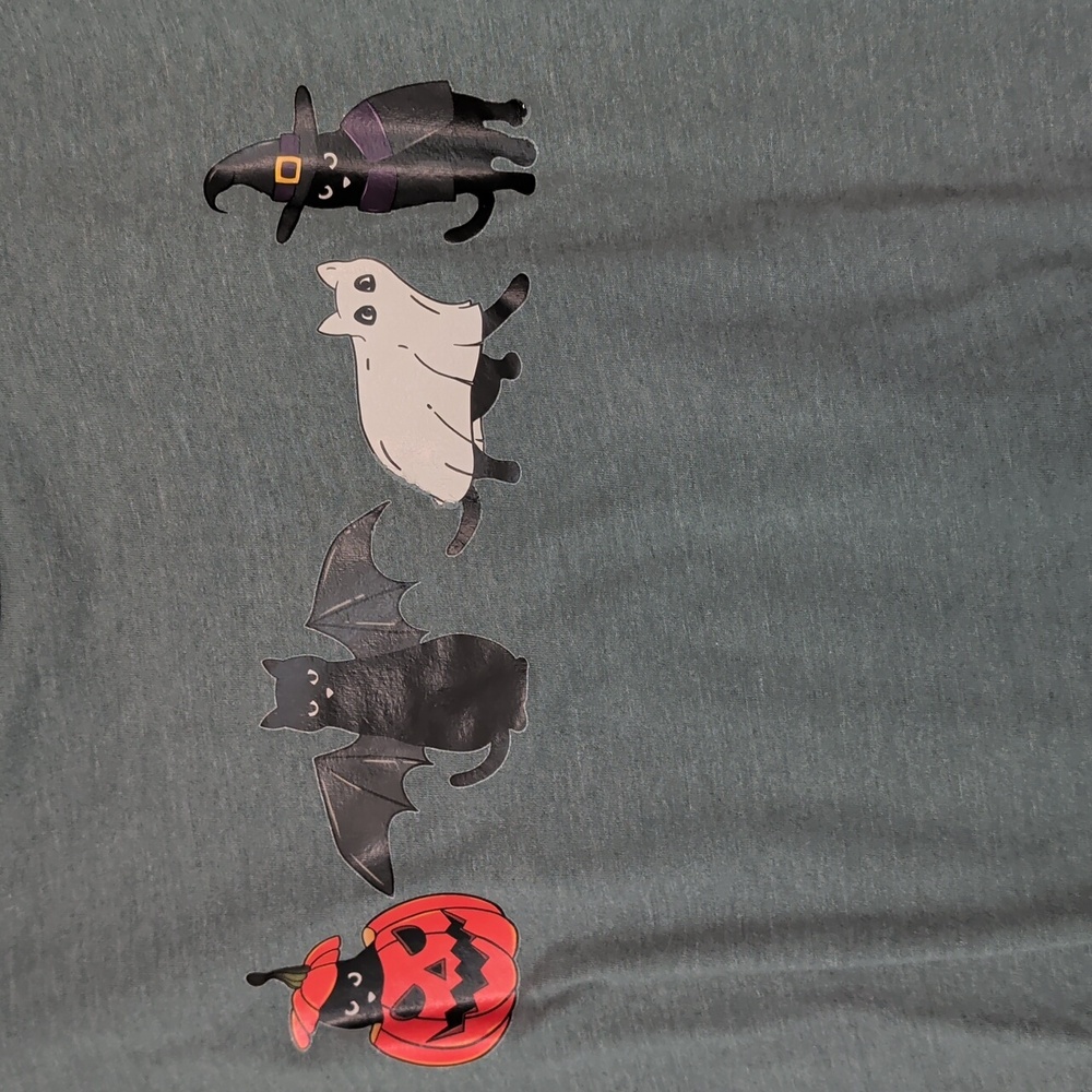 SHEIN Dark Gray Halloween Character Tee - Picture 3 of 4